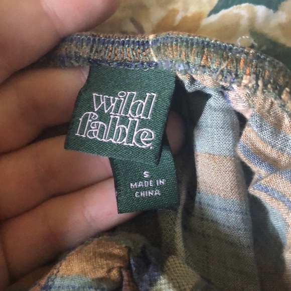 Wild fable square neck crop top - Picture 3 of 3